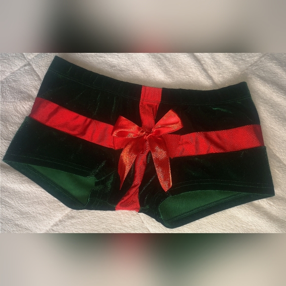 Sexy shorts. Size S - Picture 2 of 5